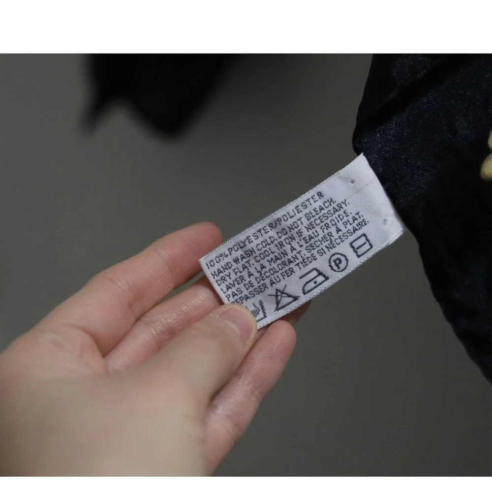 Liz Claiborne‎ Accessories Square Scarf Tassel Rope Print Cream Black Red Blue